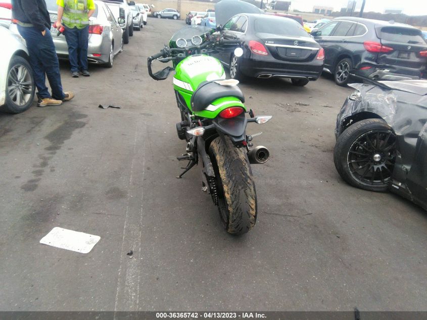 2019 KAWASAKI ZR900 - JKAZR2E13KA003153