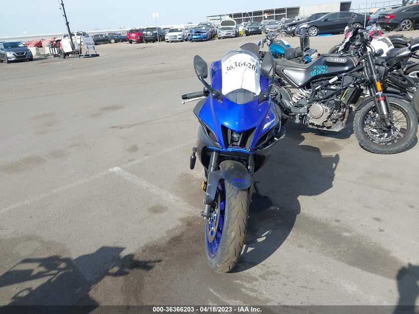 VIN JYARM38EXPA005770 2023 YAMAHA YZFR7