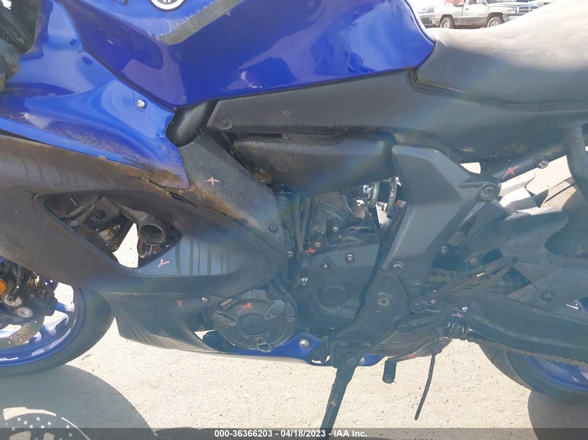 VIN JYARM38EXPA005770 2023 YAMAHA YZFR7