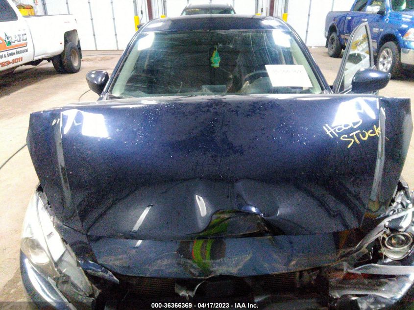 2014 MAZDA MAZDA3 I SPORT - JM1BM1U71E1120708
