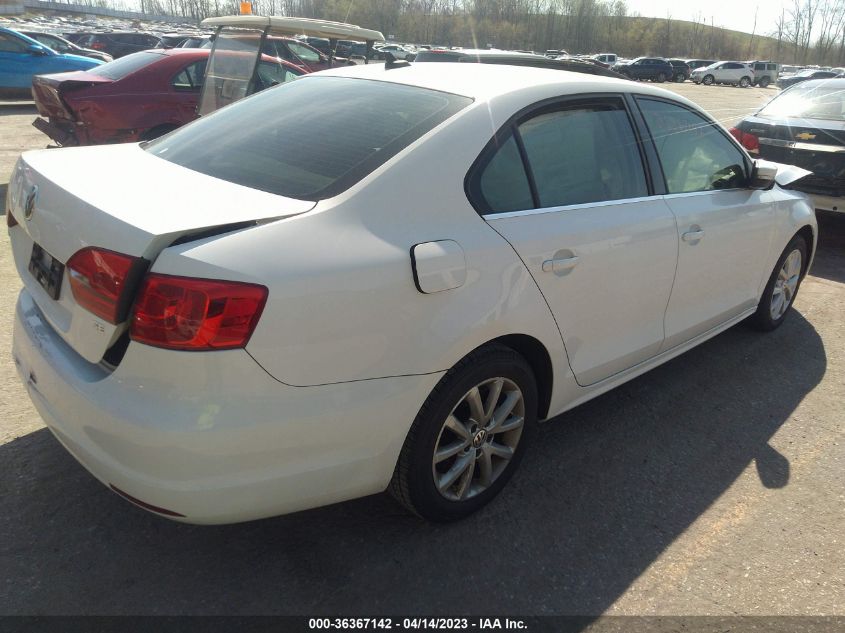 2014 VOLKSWAGEN JETTA SEDAN SE - 3VWD17AJ1EM362032