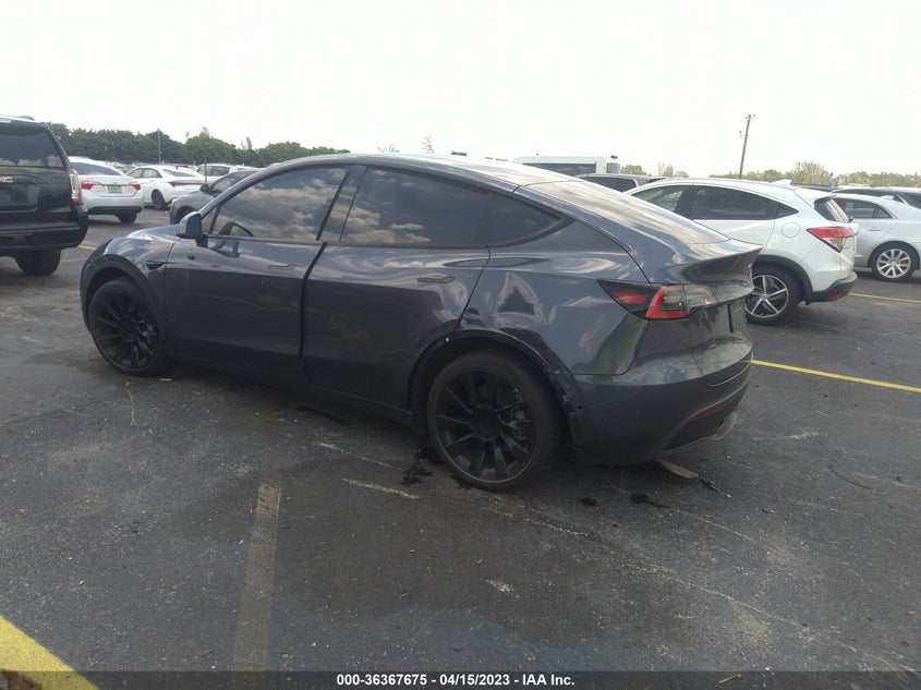 VIN 5YJYGDEE2LF048440 2020 TESLA MODEL Y LONG RANGE