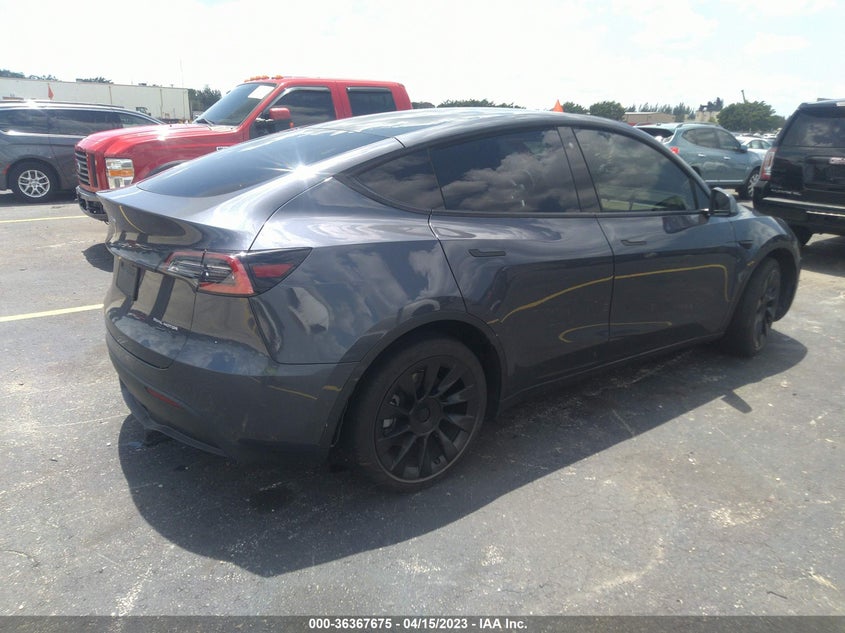 VIN 5YJYGDEE2LF048440 2020 TESLA MODEL Y LONG RANGE