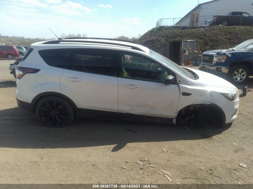 2017 FORD ESCAPE SE - 1FMCU9G91HUC68663