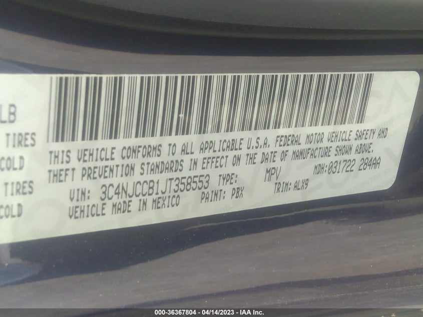 VIN 3C4NJCCB1JT358553 2018 JEEP COMPASS LIMITED