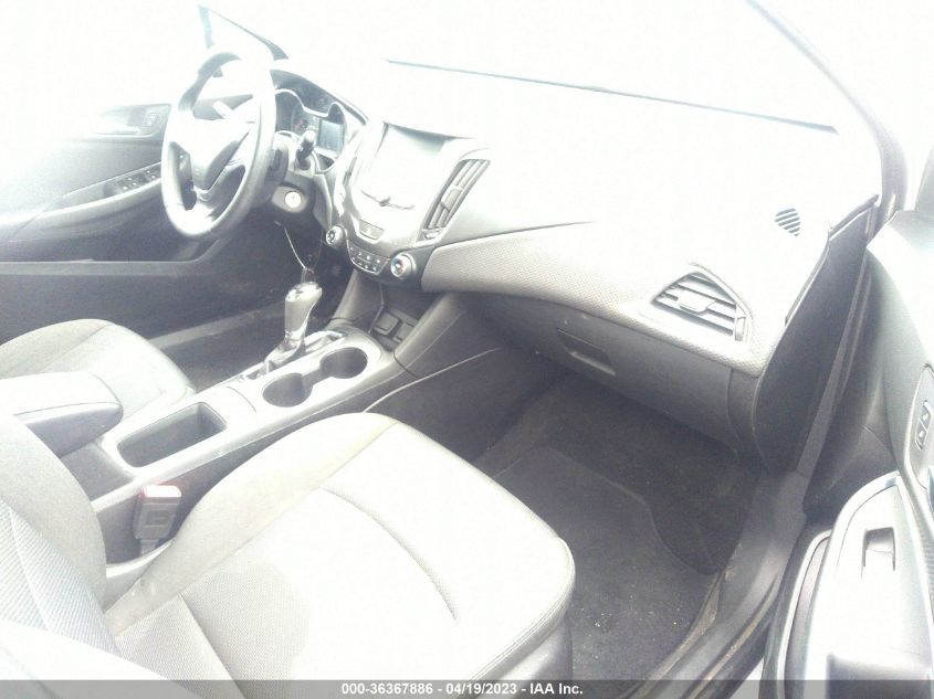 2018 CHEVROLET CRUZE LT - 3G1BE6SM2JS608862