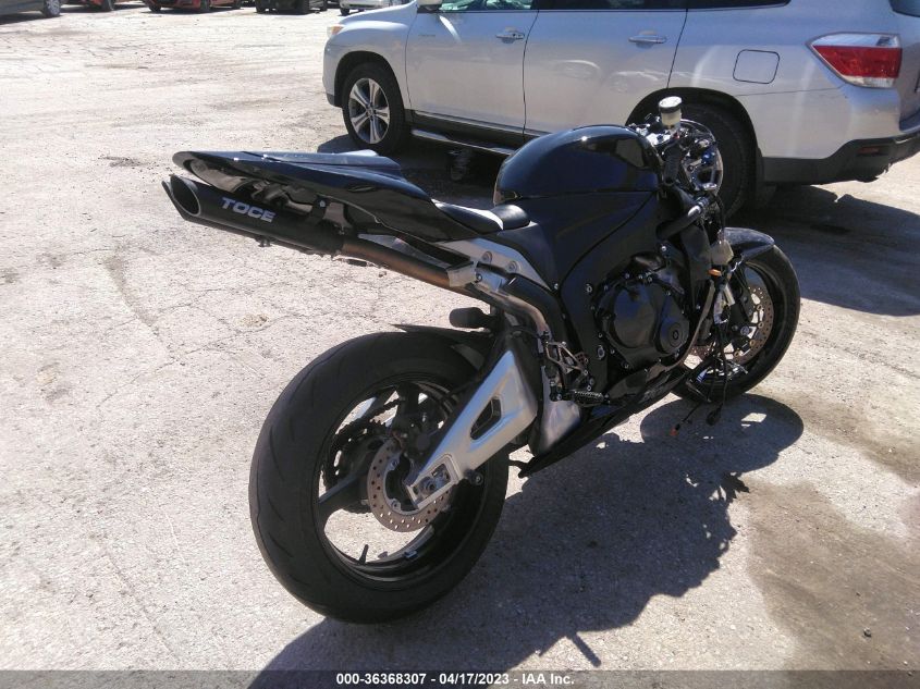 2011 HONDA CBR600 RR - JH2PC4046BK400224