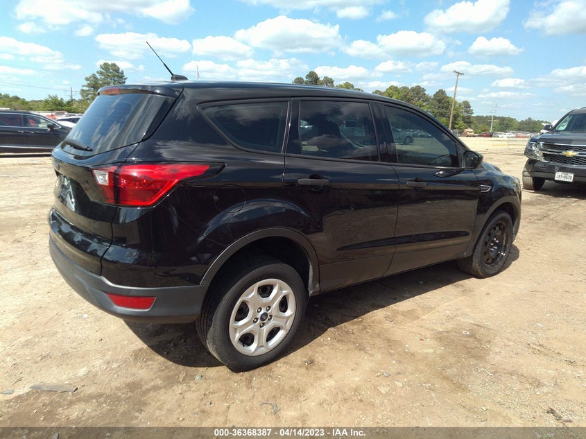 VIN 1FMCU0F78KUC45951 2019 FORD ESCAPE S
