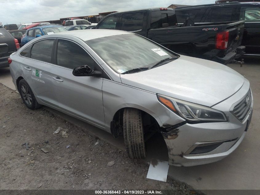 2015 HYUNDAI SONATA 2.4L SE - 5NPE24AFXFH234555