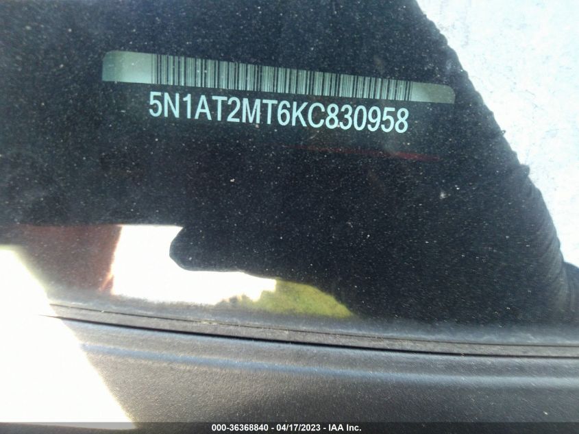 2019 NISSAN ROGUE SV - 5N1AT2MT6KC830958