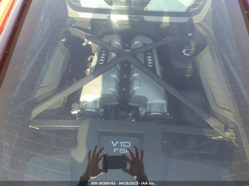 2017 AUDI R8 V10 PLUS - WUAKBAFX0H7904238