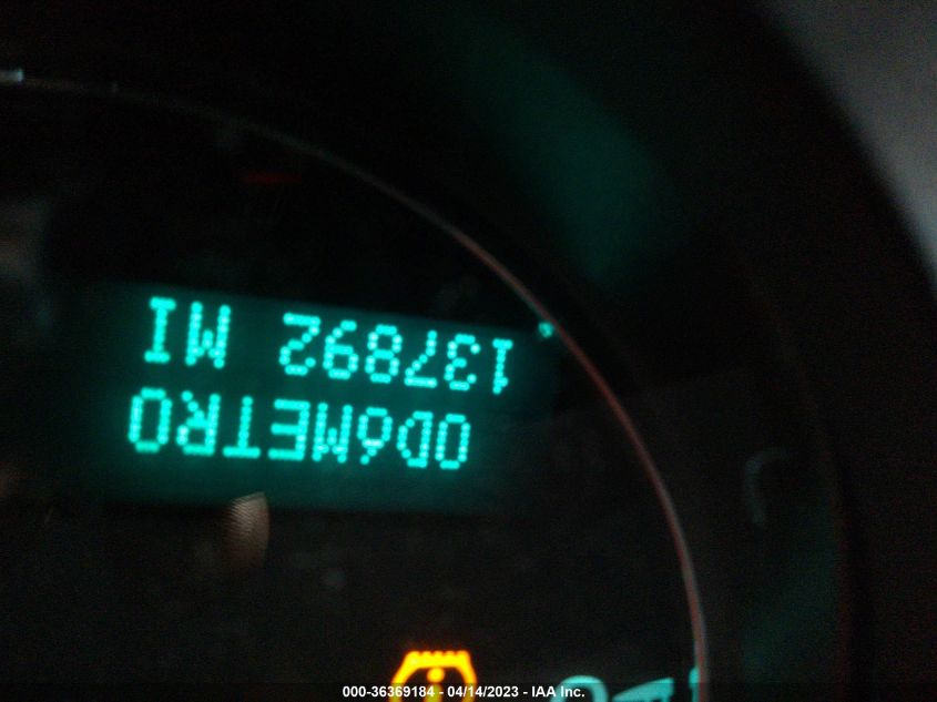 2013 GMC YUKON SLT - 1GKS1CE0XDR181033