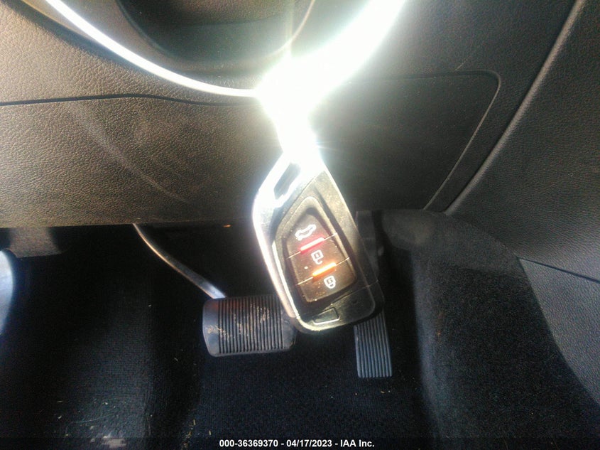 VIN 1C4RJEAG6HC903261 2017 JEEP GRAND CHEROKEE LAREDO