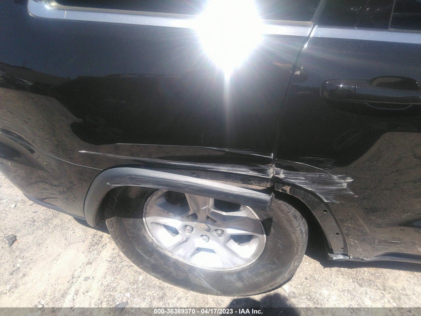 VIN 1C4RJEAG6HC903261 2017 JEEP GRAND CHEROKEE LAREDO