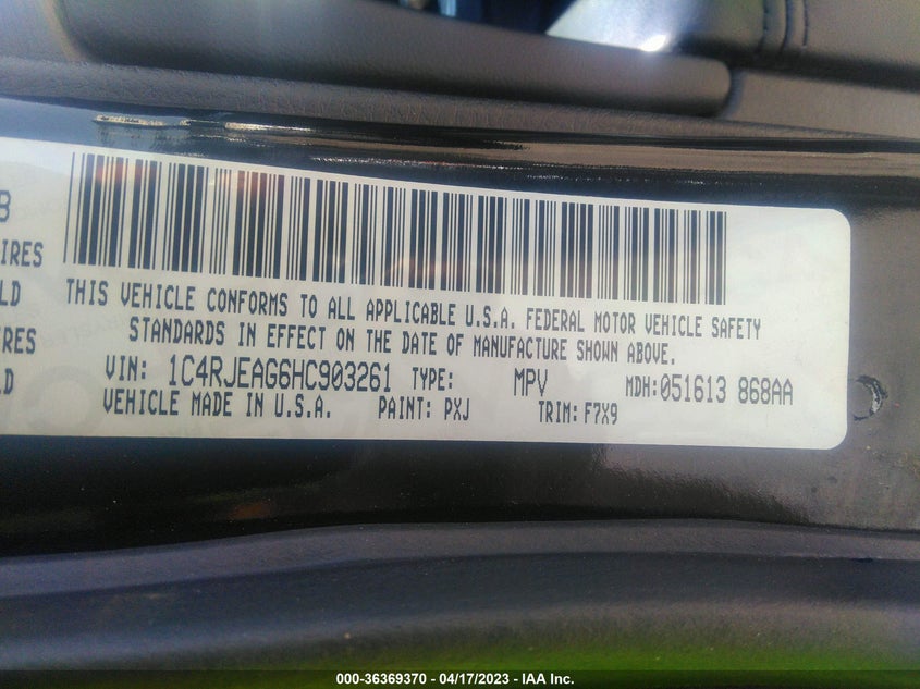 VIN 1C4RJEAG6HC903261 2017 JEEP GRAND CHEROKEE LAREDO