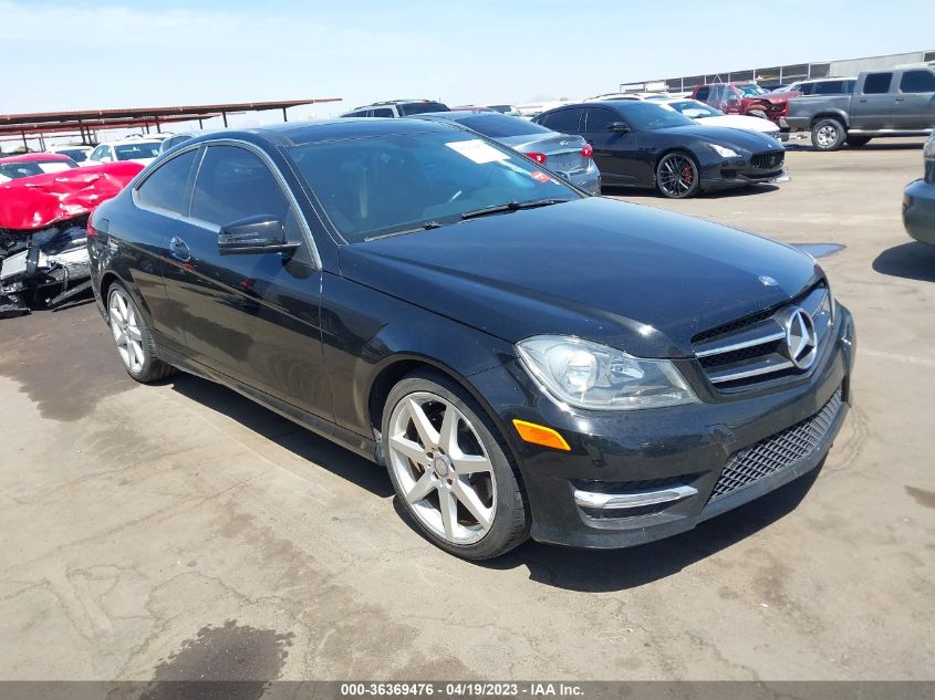 WDDGJ5HB5DG070904 2013 MERCEDES-BENZ C-CLASS - Image 1