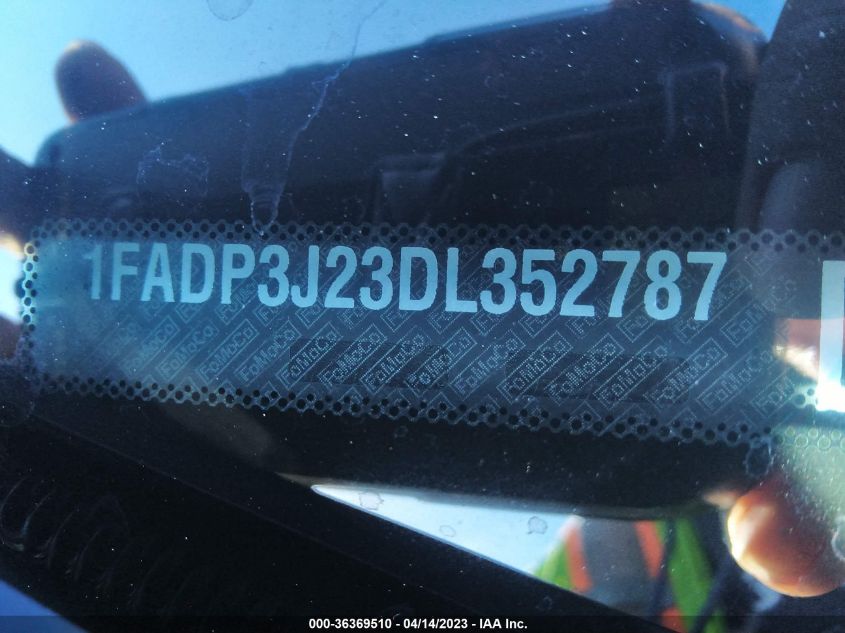 2013 FORD FOCUS TITANIUM - 1FADP3J23DL352787