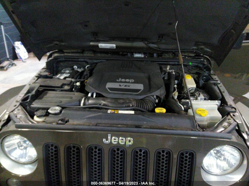2016 JEEP WRANGLER UNLIMITED SAHARA - 1C4HJWEG4GL165115