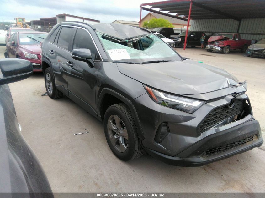 2022 TOYOTA RAV4 XLE - 2T3P1RFV4NC302236