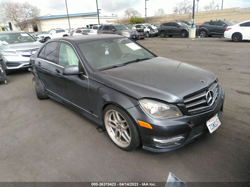 2014 MERCEDES-BENZ C-CLASS C 300 - WDDGF8AB0EA943976