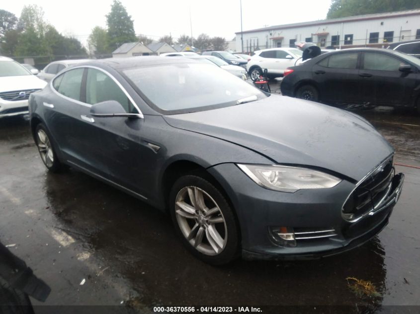 2014 TESLA MODEL S 60 KWH BATTERY/P85 - 5YJSA1H16EFP38712