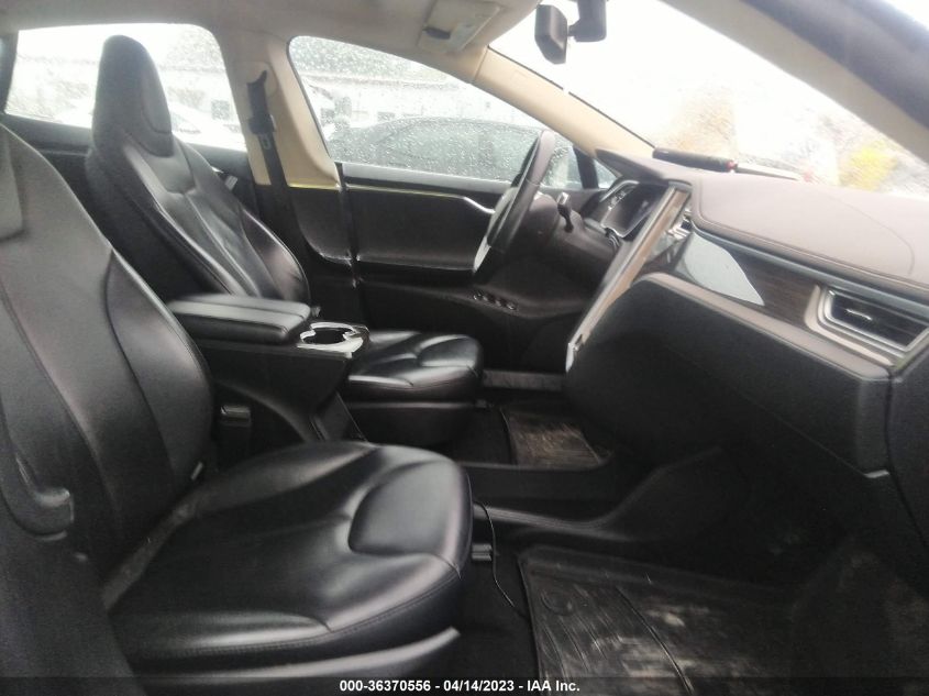 2014 TESLA MODEL S 60 KWH BATTERY/P85 - 5YJSA1H16EFP38712