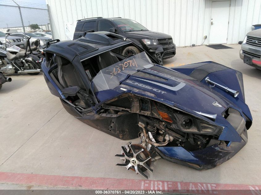 2018 POLARIS SLINGSHOT SL - 57XAAPFA1J8126940