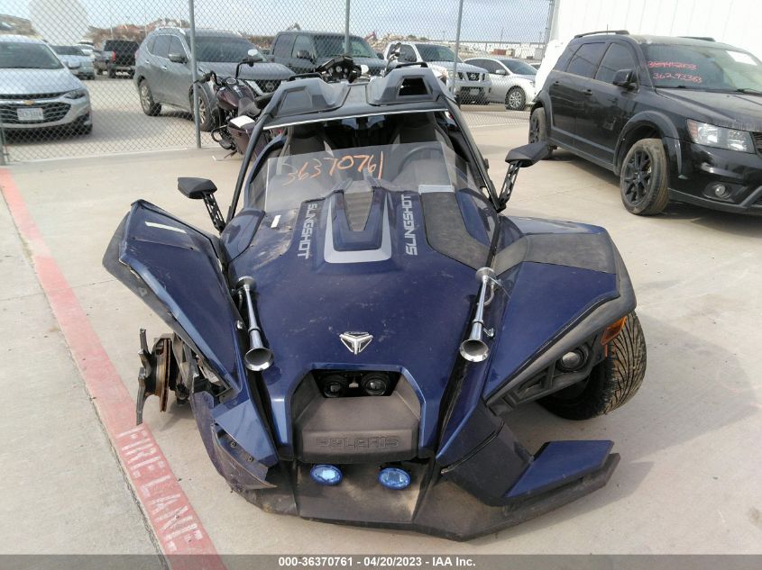2018 POLARIS SLINGSHOT SL - 57XAAPFA1J8126940