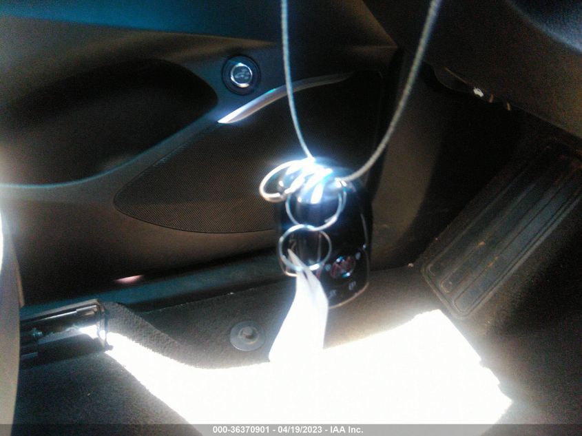 2020 BUICK ENCLAVE ESSENCE - 5GAERBKW6LJ158660