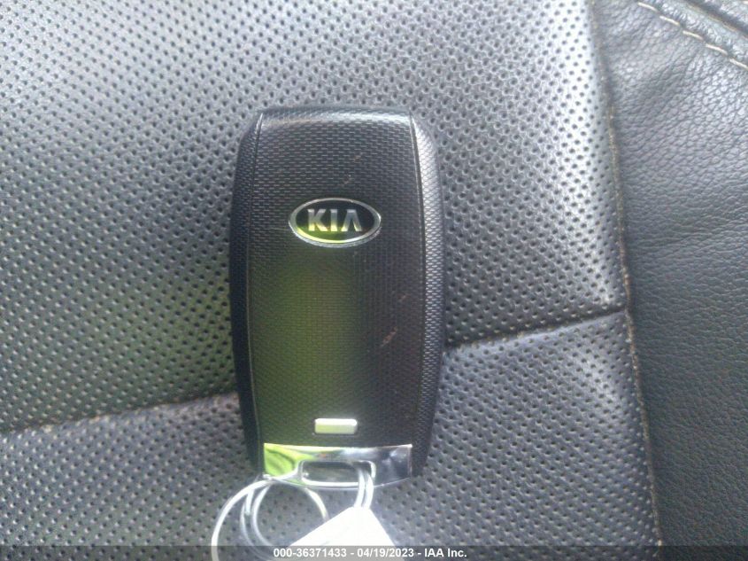 2016 KIA FORTE 5-DOOR EX - KNAFX5A8XG5600526