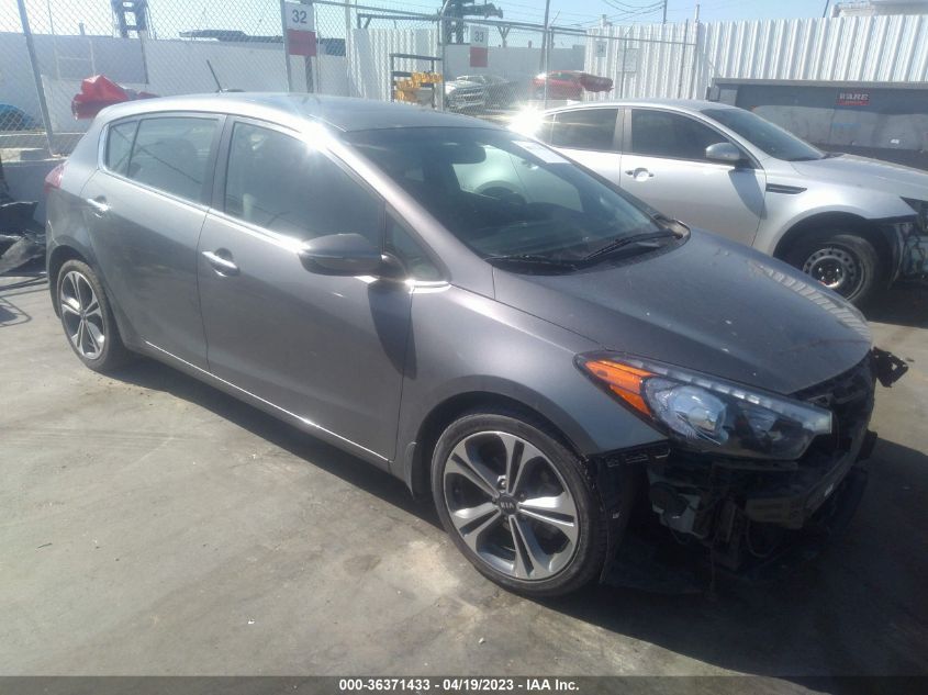 2016 KIA FORTE 5-DOOR EX - KNAFX5A8XG5600526