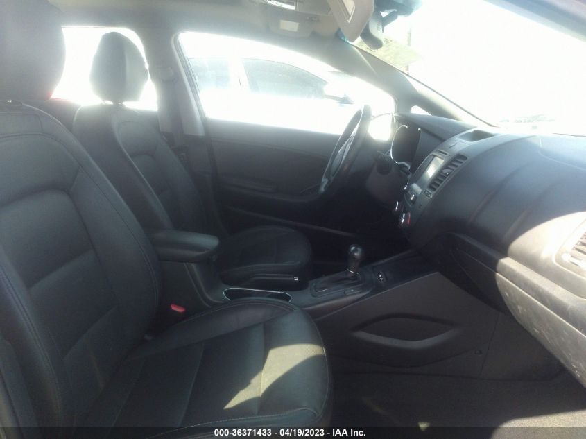 2016 KIA FORTE 5-DOOR EX - KNAFX5A8XG5600526