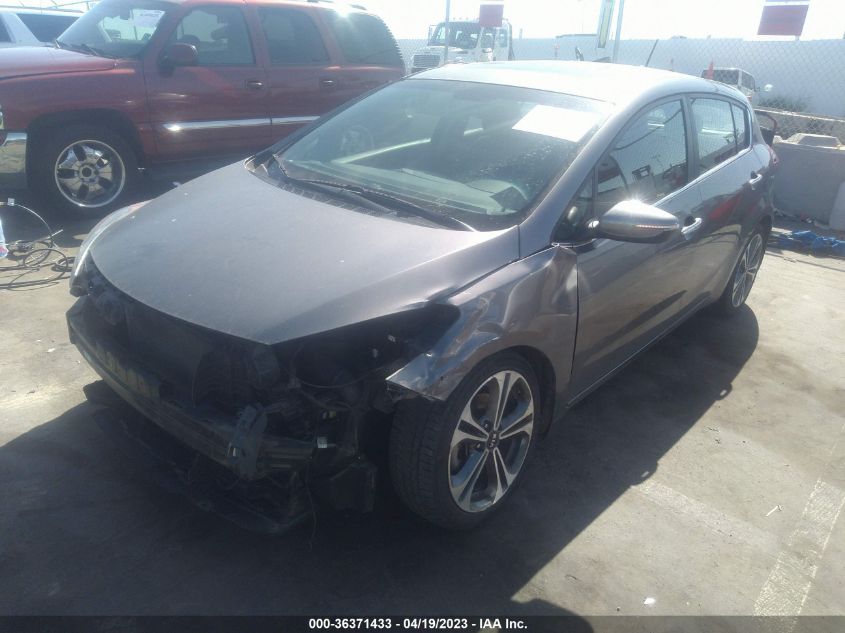 2016 KIA FORTE 5-DOOR EX - KNAFX5A8XG5600526