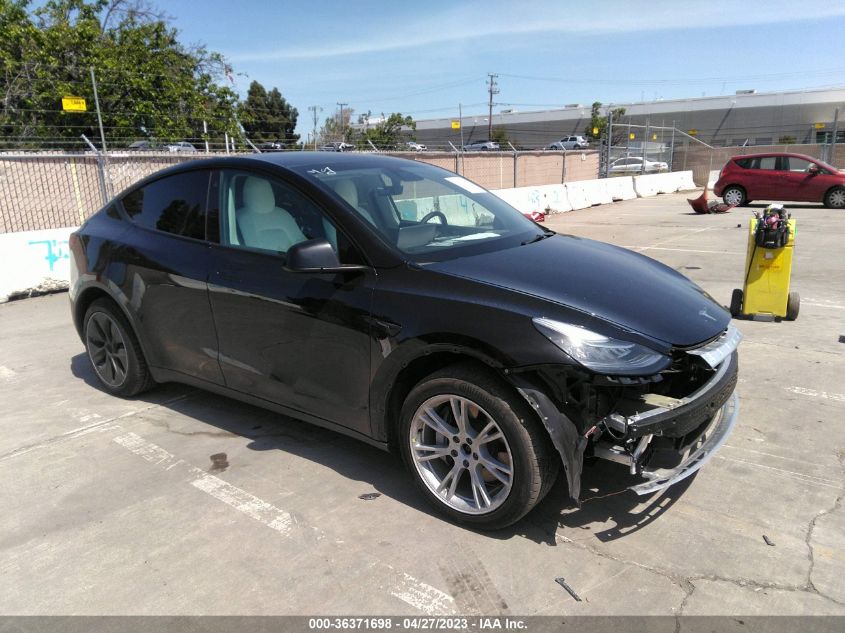 2021 TESLA MODEL Y LONG RANGE - 5YJYGDEE6MF302314