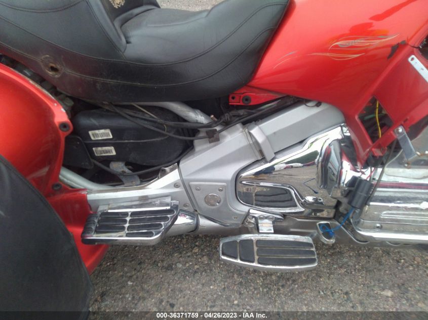 2003 HONDA GL1800 1HFSC470X3A201356