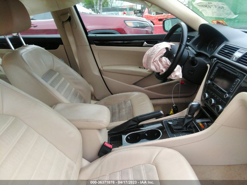 2014 VOLKSWAGEN PASSAT TDI SEL PREMIUM - 1VWCN7A31EC009311