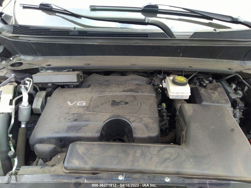 2018 NISSAN PATHFINDER SV - 5N1DR2MN7JC657429