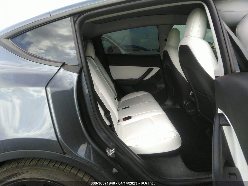 VIN 7SAYGDEEXNF376162 2022 TESLA MODEL Y LONG RANGE