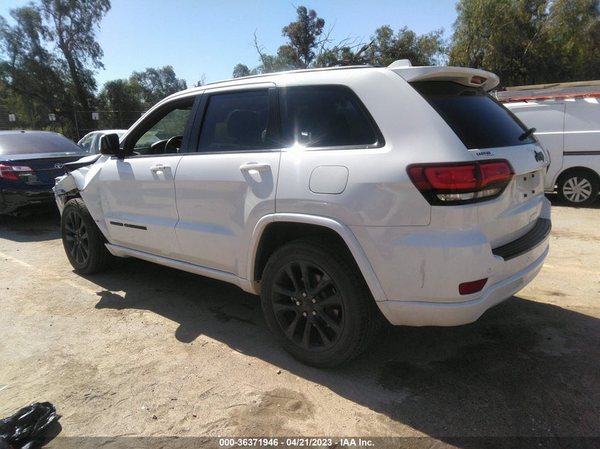 VIN 1C4RJEAG4HC823022 2017 JEEP GRAND CHEROKEE ALTITUDE