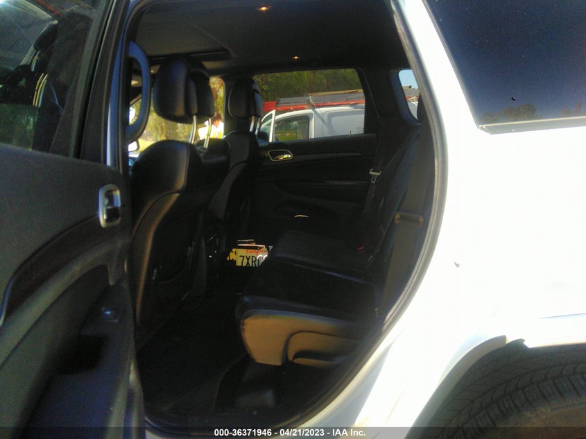 VIN 1C4RJEAG4HC823022 2017 JEEP GRAND CHEROKEE ALTITUDE