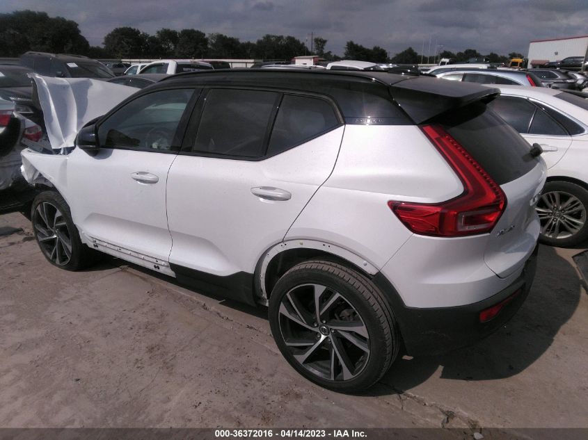 2019 VOLVO XC40 R-DESIGN YV4162UM2K2077534