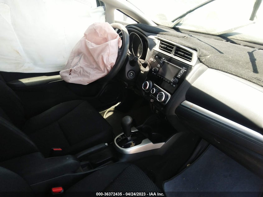 VIN 3HGGK5H44KM718231 2019 HONDA FIT LX
