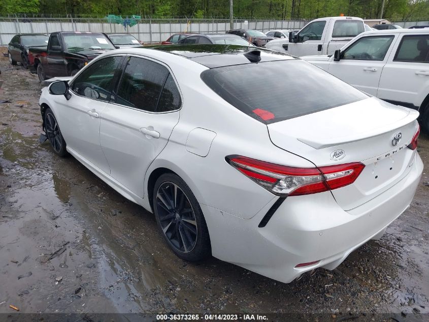 2018 TOYOTA CAMRY XSE - 4T1B61HK4JU032104