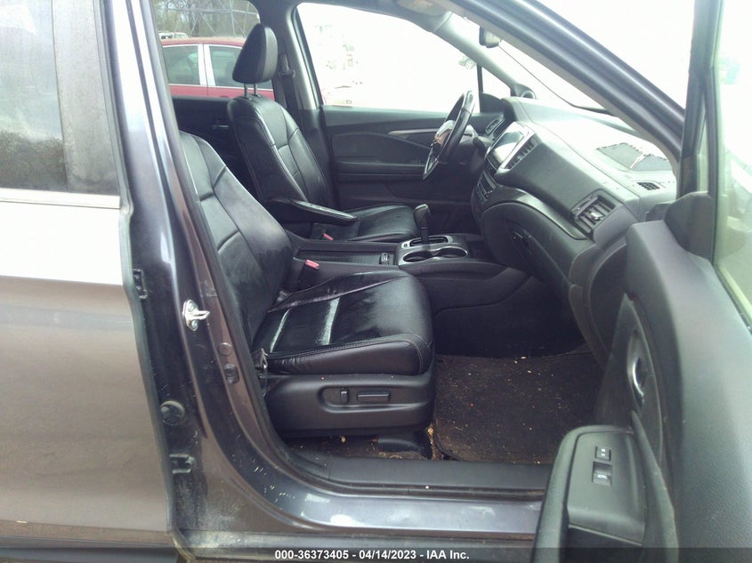 VIN 5FNYF6H62JB022016 2018 HONDA PILOT EX-L