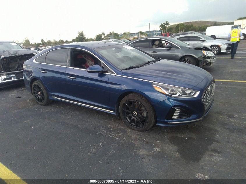 2018 HYUNDAI SONATA SPORT - 5NPE34AB8JH690427