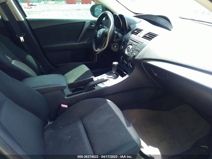 2013 MAZDA MAZDA3 I SPORT - JM1BL1U7XD1759543