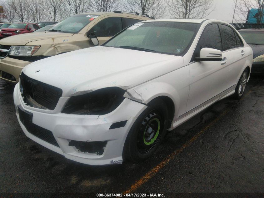 2014 MERCEDES-BENZ C-CLASS C 250 - WDDGF4HB4EA947916