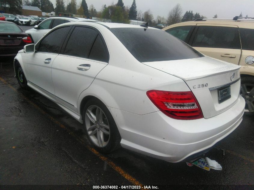 2014 MERCEDES-BENZ C-CLASS C 250 - WDDGF4HB4EA947916