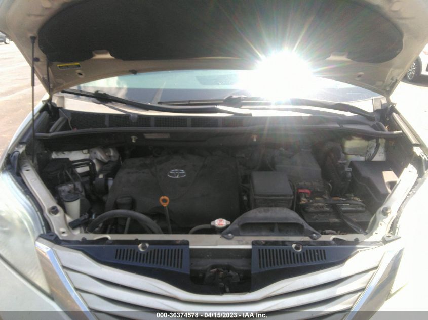 2017 TOYOTA SIENNA LE - 5TDKZ3DC1HS791300