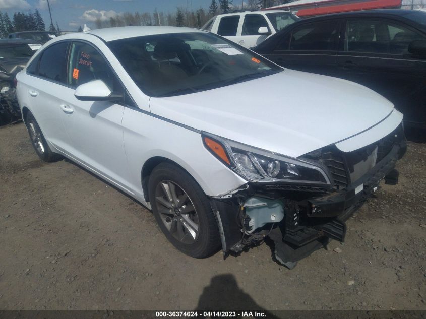 2015 HYUNDAI SONATA 2.4L SE - 5NPE24AF7FH059035